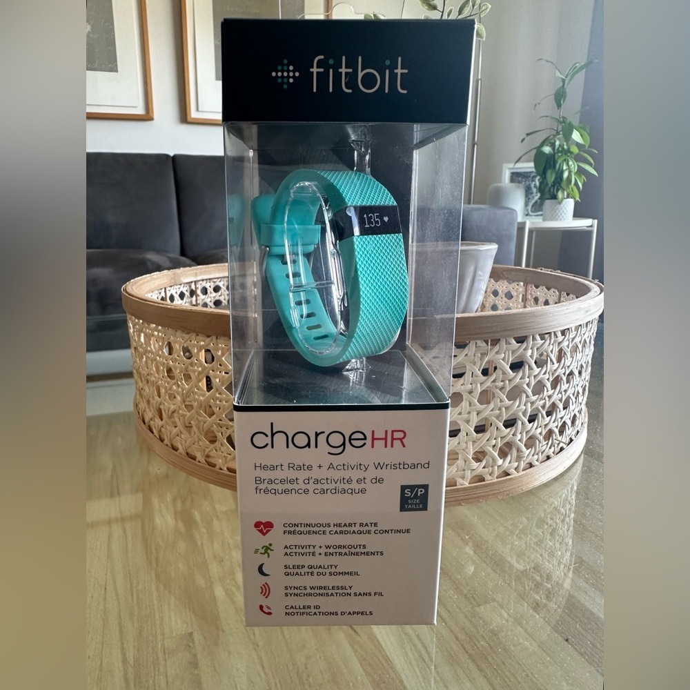 Fitbit Charge HR
